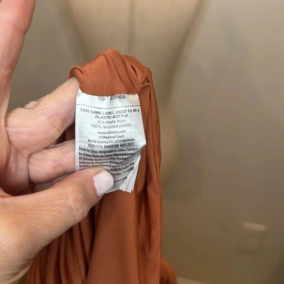 COTTON ON LONG SLEEVED CROPPED TOP - Picture 6 of 6